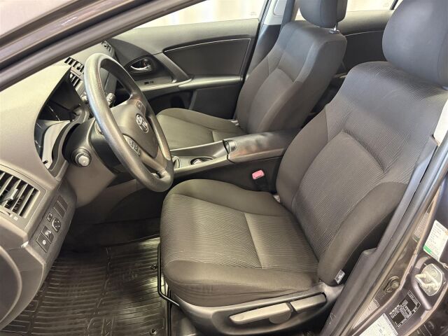 TOYOTA Avensis 2010 1,6 Valvematic Terra Edition Wagon