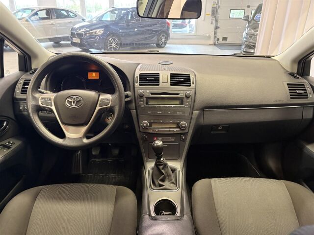 TOYOTA Avensis 2010 1,6 Valvematic Terra Edition Wagon