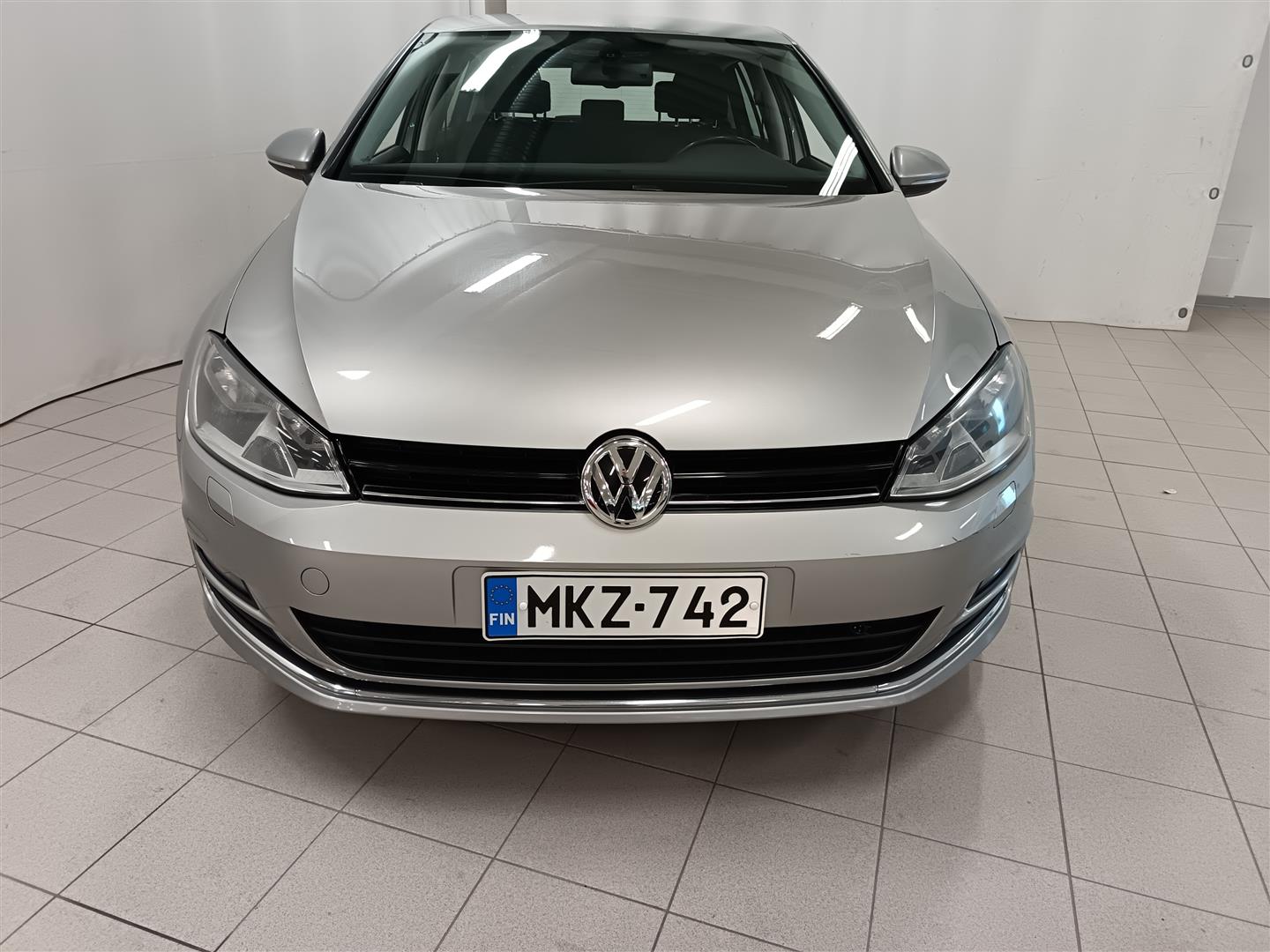 Volkswagen Golf 2012, kuva 2/23