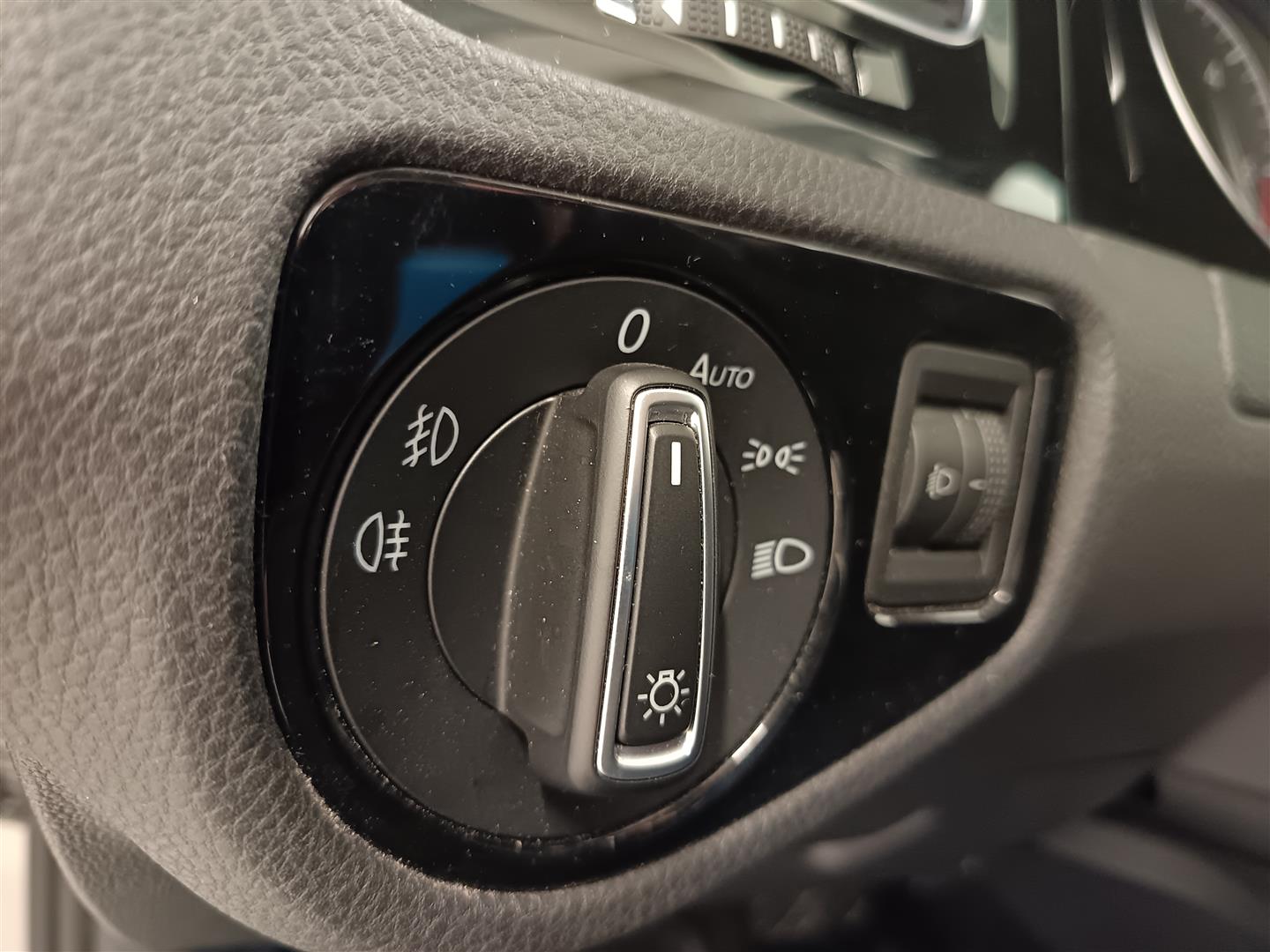 Volkswagen Golf 2012, kuva 6/23