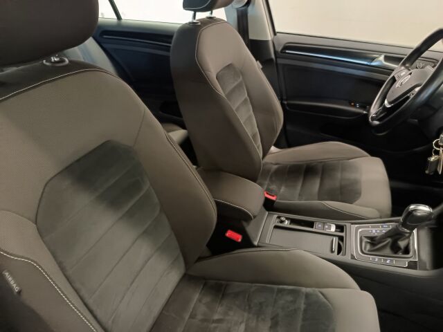 VOLKSWAGEN Golf 2013 Highline 1,4 TSI 103 kW (140 hv) BlueMotion Technology DSG-automaatti 4-ovinen
