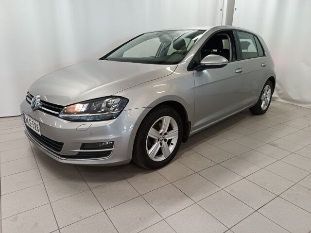 VOLKSWAGEN Golf 2013 Highline 1,4 TSI 103 kW (140 hv) BlueMotion Technology DSG-automaatti 4-ovinen