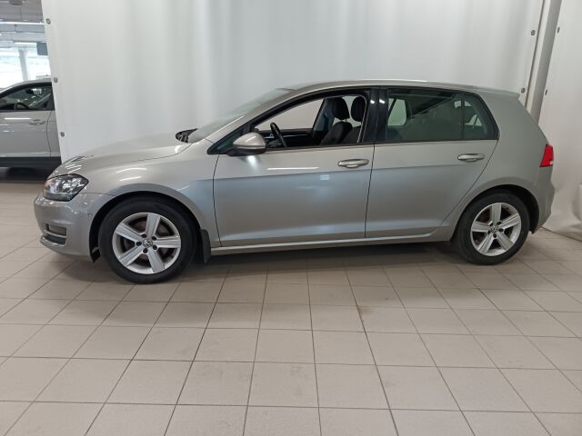 VOLKSWAGEN Golf 2013 Highline 1,4 TSI 103 kW (140 hv) BlueMotion Technology DSG-automaatti 4-ovinen