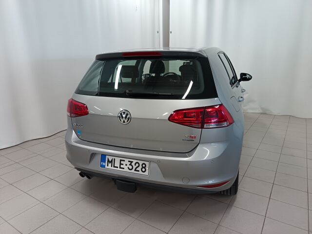 VOLKSWAGEN Golf 2013 Highline 1,4 TSI 103 kW (140 hv) BlueMotion Technology DSG-automaatti 4-ovinen