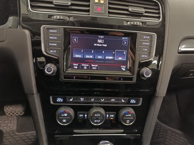 VOLKSWAGEN Golf 2013 Highline 1,4 TSI 103 kW (140 hv) BlueMotion Technology DSG-automaatti 4-ovinen