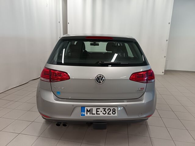VOLKSWAGEN Golf 2013 Highline 1,4 TSI 103 kW (140 hv) BlueMotion Technology DSG-automaatti 4-ovinen