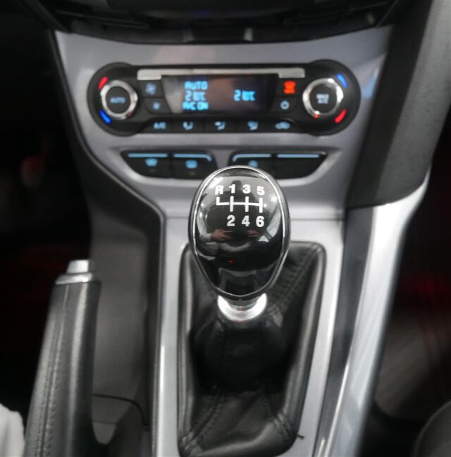 FORD Focus 2014 1,0 EcoBoost 100 hv Start/Stop Trend M5 Wagon VÄHÄN AJETTU!