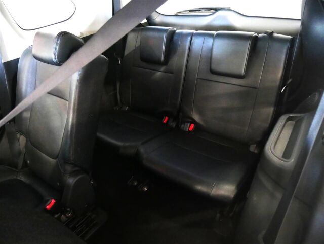 MITSUBISHI Outlander 2014 2,2 DI-D Instyle NAVI AT 4WD 7P / Kauko-Webasto / Adapt.vakkari / Rockford-hifit / Navi / Vetokoukku