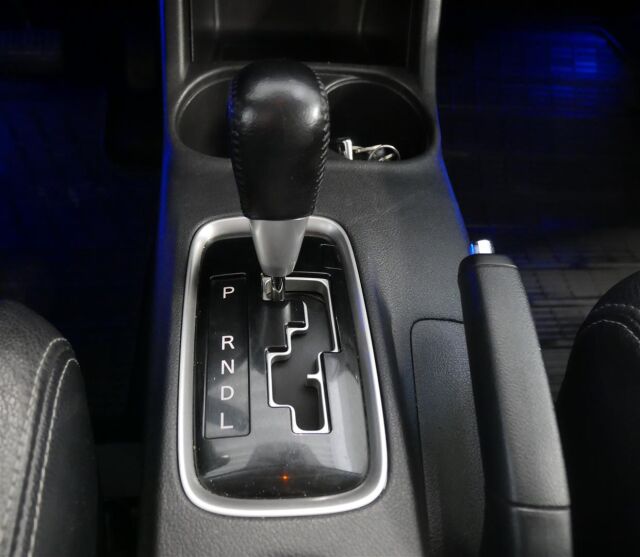 MITSUBISHI Outlander 2014 2,2 DI-D Instyle NAVI AT 4WD 7P / Kauko-Webasto / Adapt.vakkari / Rockford-hifit / Navi / Vetokoukku