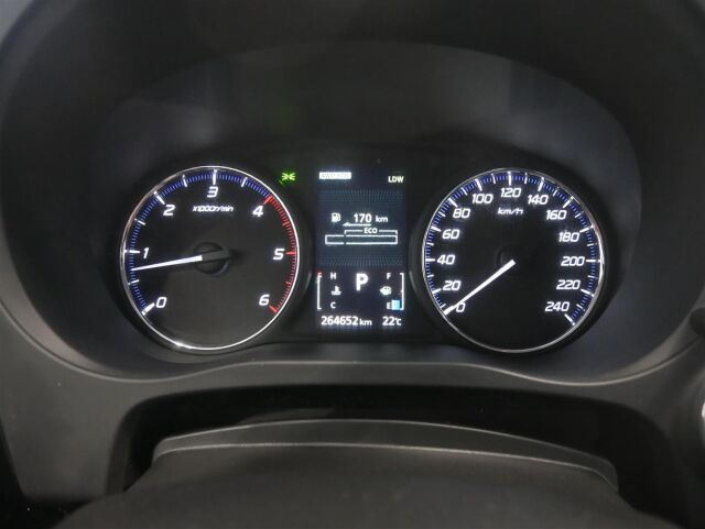 MITSUBISHI Outlander 2014 2,2 DI-D Instyle NAVI AT 4WD 7P / Kauko-Webasto / Adapt.vakkari / Rockford-hifit / Navi / Vetokoukku