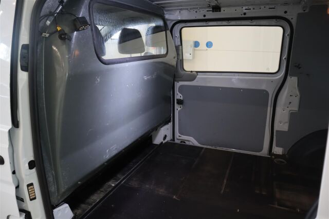 MERCEDES-BENZ Vito 2014 113CDI 4x4-3,05/32K keskipitkä A2 A