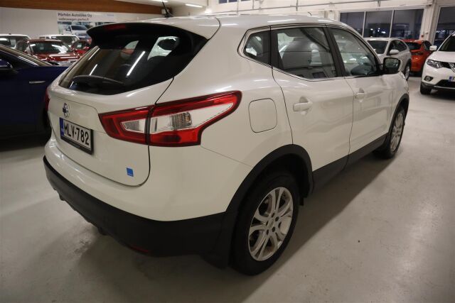 NISSAN Qashqai 2014 1,2L Acenta 2WD 6M/T Safety Pack Connect