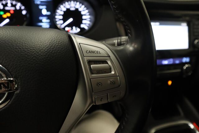 NISSAN Qashqai 2014 1,2L Acenta 2WD 6M/T Safety Pack Connect