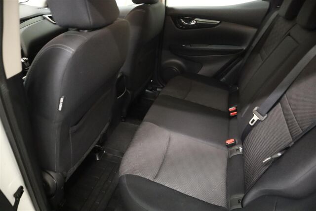 NISSAN Qashqai 2014 1,2L Acenta 2WD 6M/T Safety Pack Connect