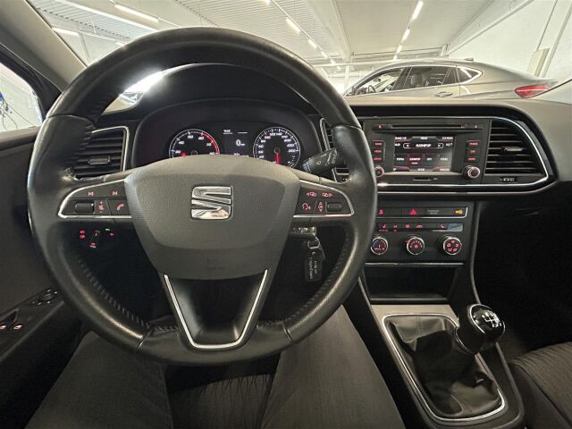 SEAT Leon ST 2014 1,4 TSI 122 Style / 2 x renk / Koukku / Vakkari / Kats. 4/25