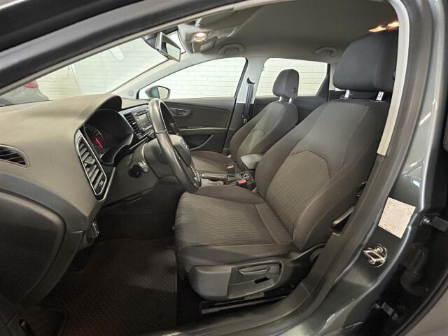 SEAT Leon ST 2014 1,4 TSI 122 Style / 2 x renk / Koukku / Vakkari / Kats. 4/25
