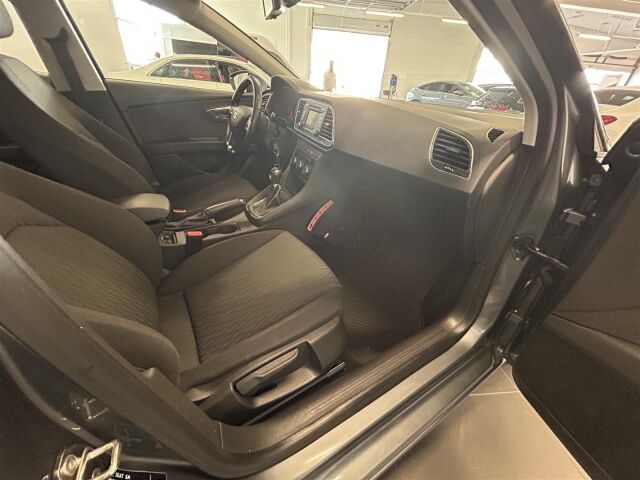 SEAT Leon ST 2014 1,4 TSI 122 Style / 2 x renk / Koukku / Vakkari / Kats. 4/25