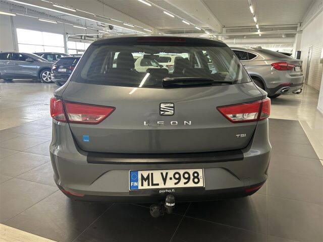 SEAT Leon ST 2014 1,4 TSI 122 Style / 2 x renk / Koukku / Vakkari / Kats. 4/25