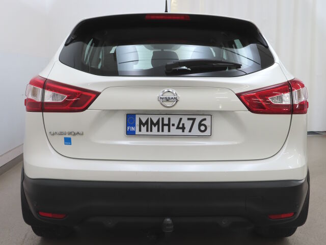 Nissan Qashqai 2015 DIG-T 115 Visia 2WD 6M/T
