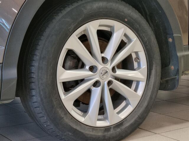NISSAN Qashqai 2015 DIG-T 115 Acenta 2WD 6M/T E6 Safety Pack