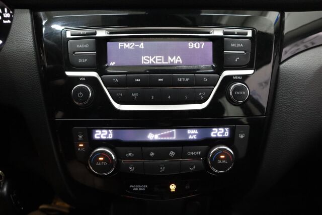 NISSAN Qashqai 2016 DIG-T 115 Acenta 2WD 6M/T E6 Safety Pack