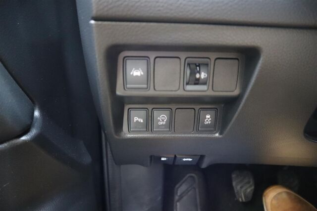 NISSAN Qashqai 2016 DIG-T 115 Acenta 2WD 6M/T E6 Safety Pack