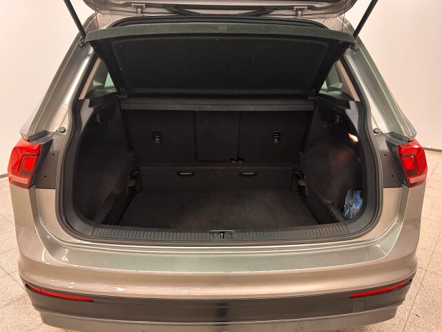 VOLKSWAGEN Tiguan 2016 Comfortline 2,0 TDI SCR 110 kW (150 hv) 4MOTION DSG-automaatti