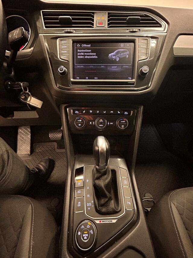 VOLKSWAGEN Tiguan 2016 Comfortline 2,0 TDI SCR 110 kW (150 hv) 4MOTION DSG-automaatti