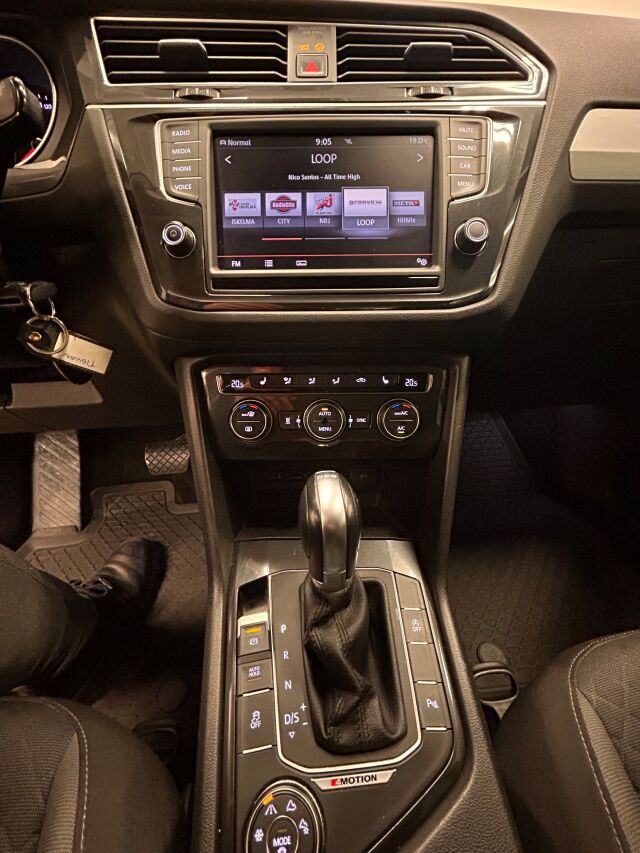 VOLKSWAGEN Tiguan 2016 Comfortline 2,0 TDI SCR 110 kW (150 hv) 4MOTION DSG-automaatti