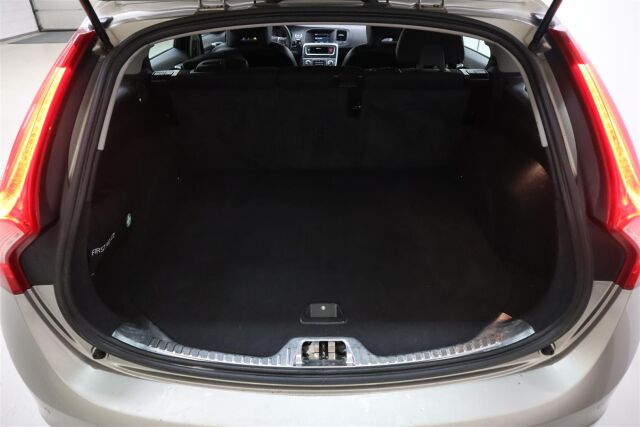 VOLVO V60 2016 D2 Business