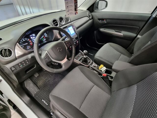 Suzuki Vitara 2024 1,4 BOOSTERJET 48V HYBRID 4WD GL+ 6MT * Peruutuskamera, Navigointi , Mukautuva vakionopeudensäädin *