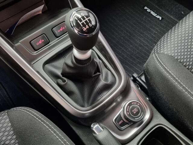 Suzuki Vitara 2024 1,4 BOOSTERJET 48V HYBRID 4WD GL+ 6MT * Peruutuskamera, Navigointi , Mukautuva vakionopeudensäädin *