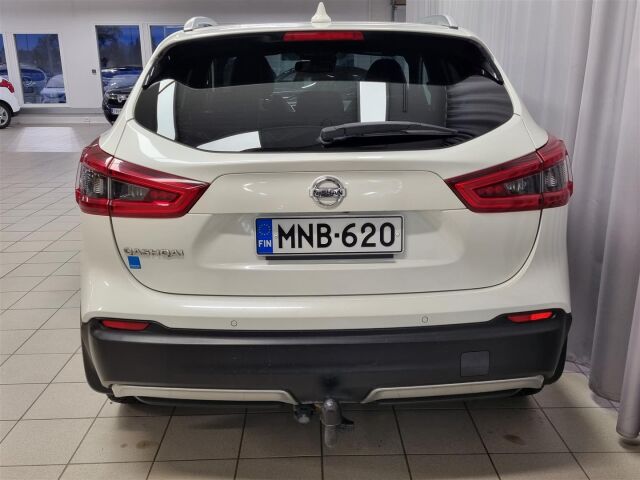 NISSAN Qashqai 2017 Business 360 DIG-T 115 Tekna 2WD Xtronic 18" Leather / Koukku/Navi/360-Kamera/Nahat