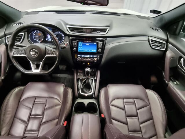 NISSAN Qashqai 2017 Business 360 DIG-T 115 Tekna 2WD Xtronic 18" Leather / Koukku/Navi/360-Kamera/Nahat