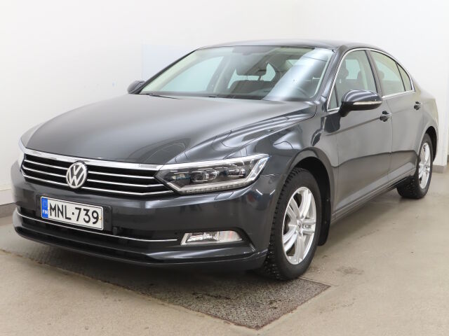 Volkswagen Passat 2018 Sedan Football Edition 1,4 TSI 92 kW (125 hv) DSG-automaatti