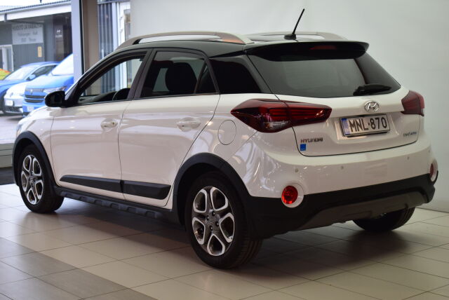 HYUNDAI i20 Active Cross 2020 1,0 T-GDI 100 hv 7-DCT Black