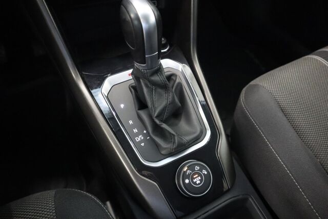 VOLKSWAGEN T-Roc 2018 Style 2,0 TDI SCR 110 kW (150 hv) 4MOTION DSG-automaatti