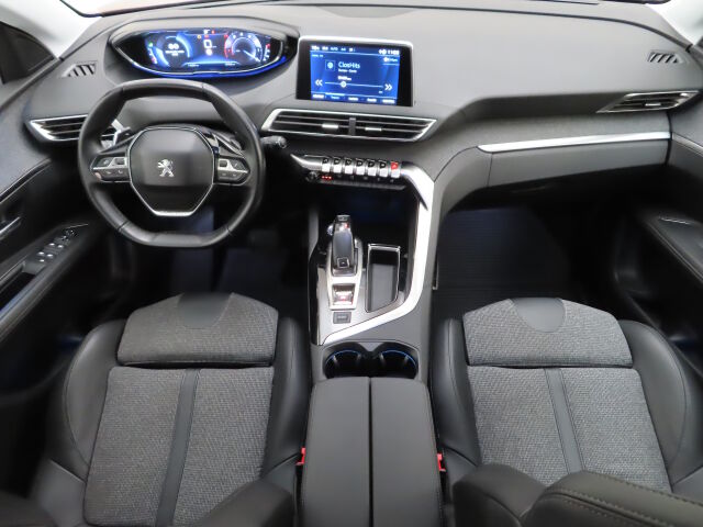 Peugeot 3008 2019 Allure PureTech 130 EAT8-automaatti