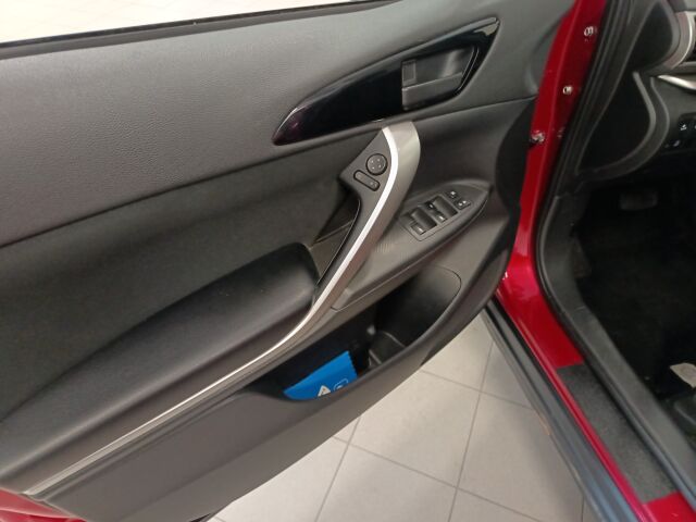 MITSUBISHI Eclipse Cross 2019 1,5 MIVEC Invite CVT 2WD