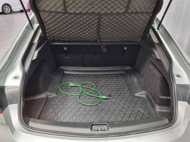 OPEL Insignia 2019 Grand Sport Innovation Plus 165 Turbo A / Keyless / Koukku / Navi /