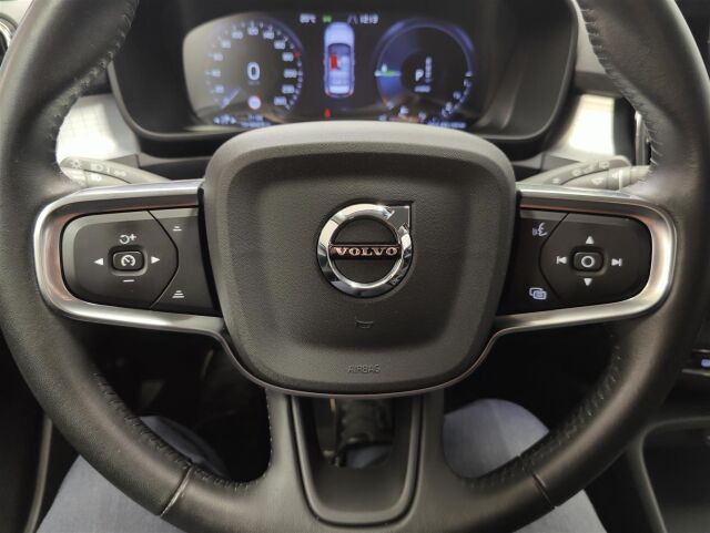 VOLVO XC40 2021 T5 TwE Business Inscription Expression aut