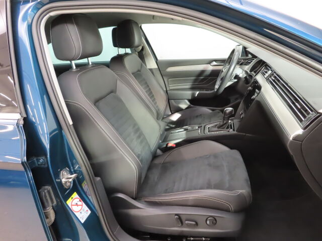 Volkswagen Passat 2019 Sedan R-Line 2,0 TDI SCR 140 kW 4MOTION DSG-automaatti