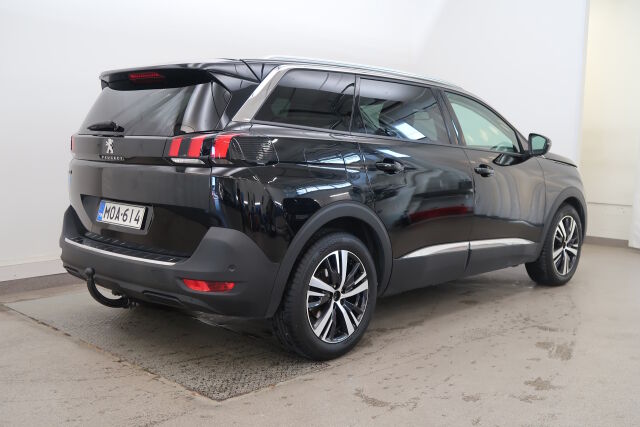 Peugeot 5008 2020 Allure PureTech 130 EAT8-automaatti