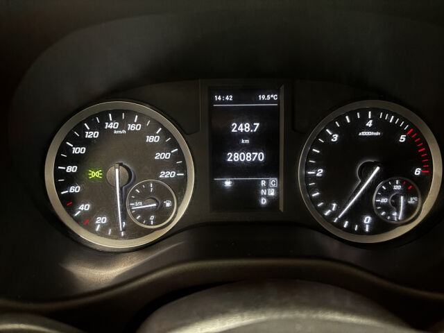 MERCEDES-BENZ Vito 2020 Tourer 114CDI AUT 4x4 MATALA-LATTIA SIS ALV! GL VIP *9-HENGEN *PYÖRÄTUOLI RAMPPI* 2x WEBASTO