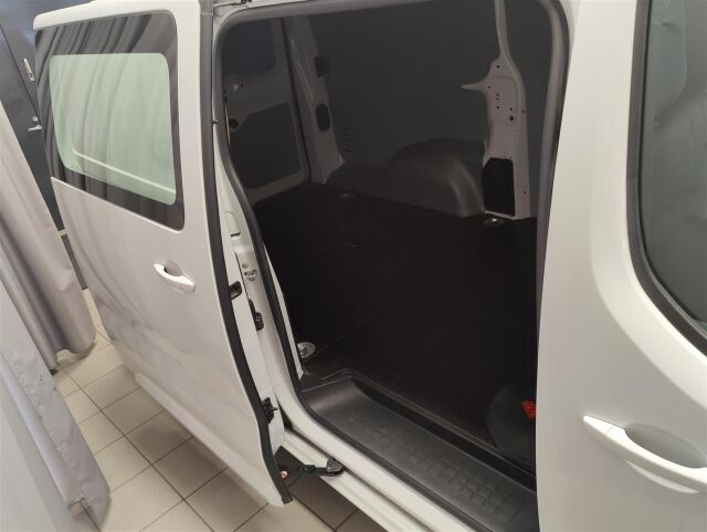 PEUGEOT e-Expert 2022 75 kWh 136 XL