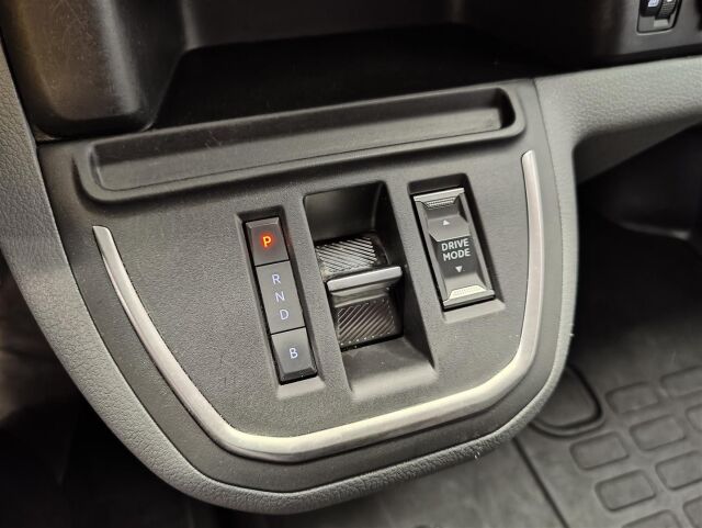PEUGEOT e-Expert 2022 75 kWh 136 XL
