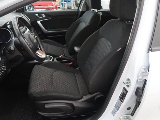 Kia Ceed 2022 1,0 T-GDI Mild-Hybrid 120hv LX SW DCT