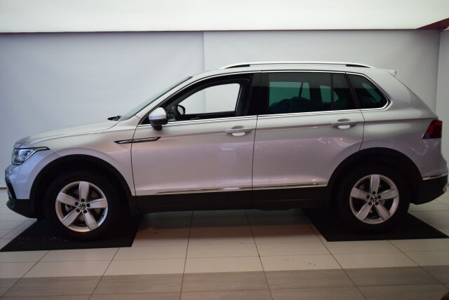 VOLKSWAGEN Tiguan 2022 Style 2,0 TDI SCR 110 kW 4MOTION DSG-automaatti