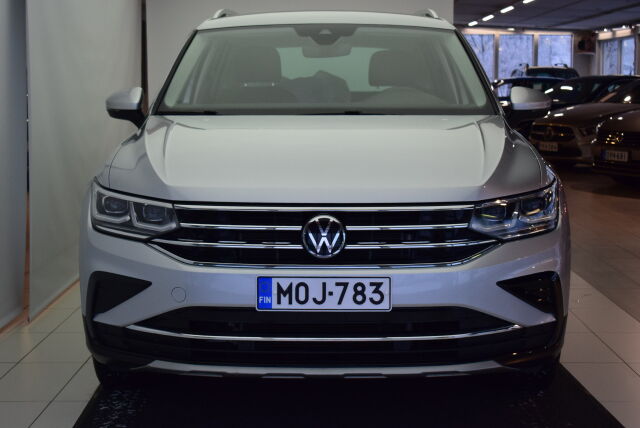 VOLKSWAGEN Tiguan 2022 Style 2,0 TDI SCR 110 kW 4MOTION DSG-automaatti