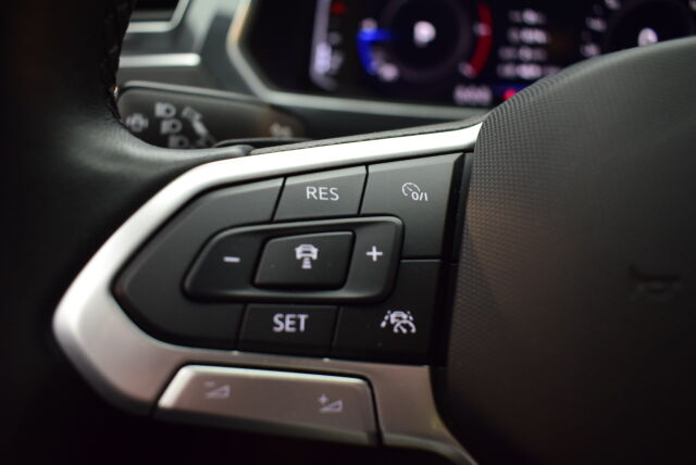 VOLKSWAGEN Tiguan 2022 Style 2,0 TDI SCR 110 kW 4MOTION DSG-automaatti